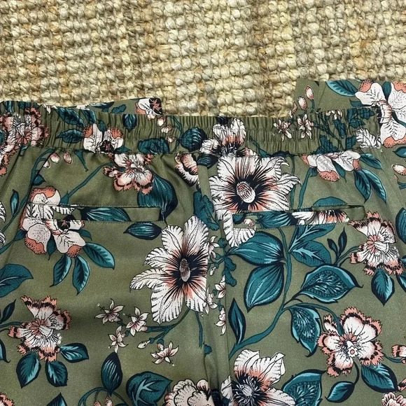Ralph Lauren Floral Silky Slacks Size 2 - Picture 4 of 4